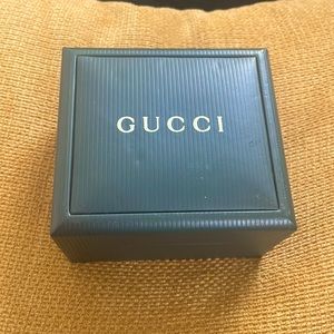 Gucci women watch